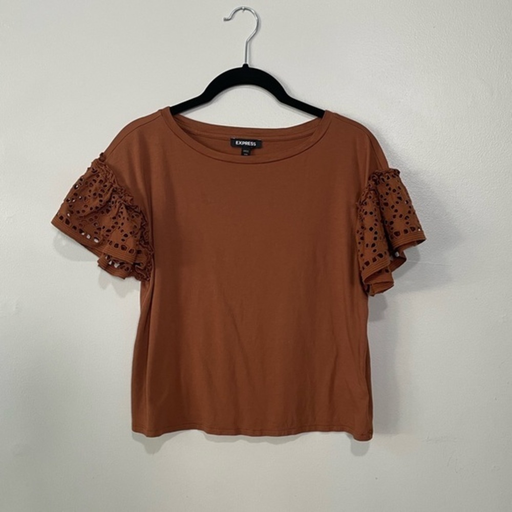 Express Rust Eyelet Flutter Sleeve Blouse XXS
